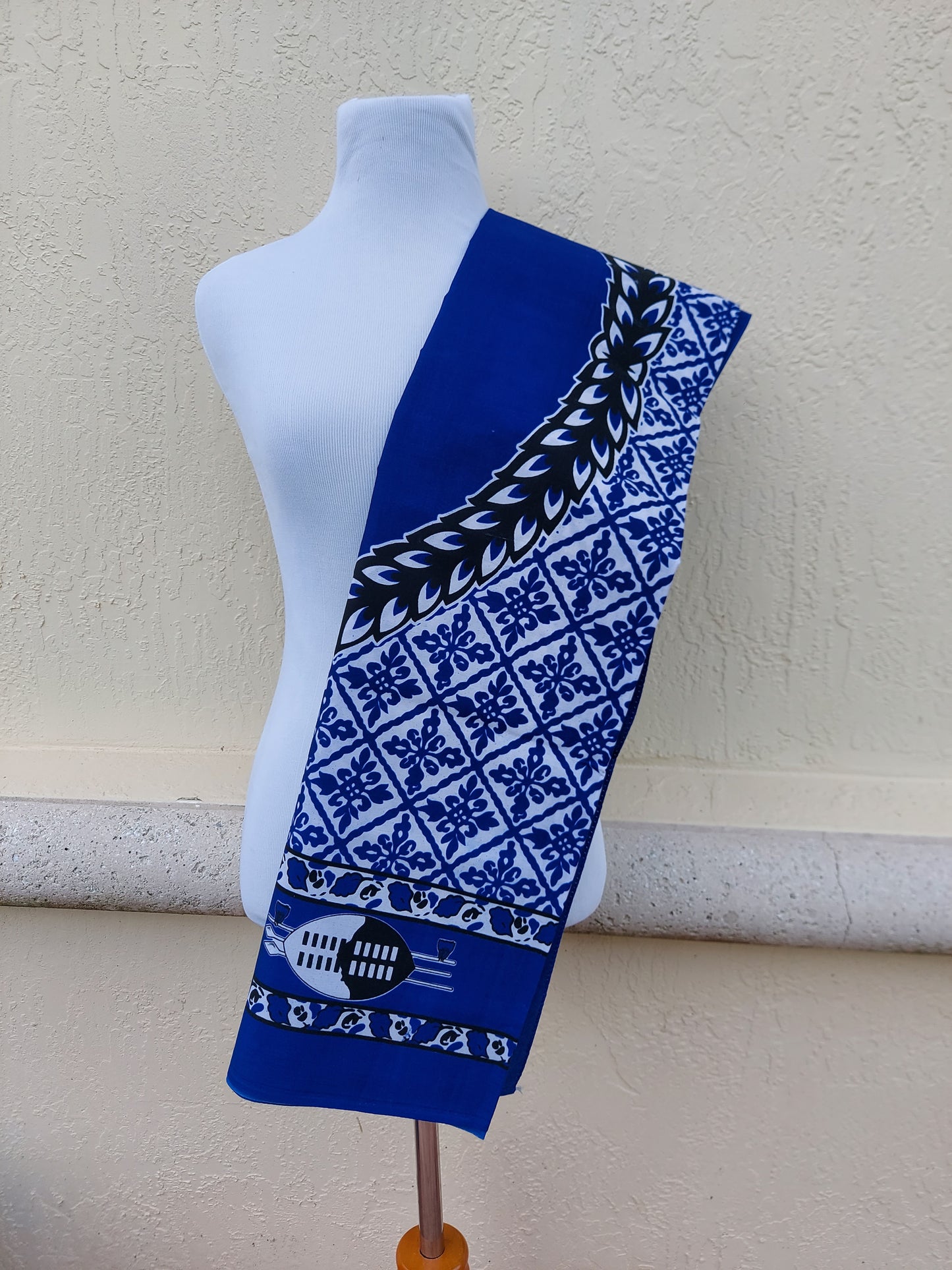 Njeti with shileds fabric. Ibhayi