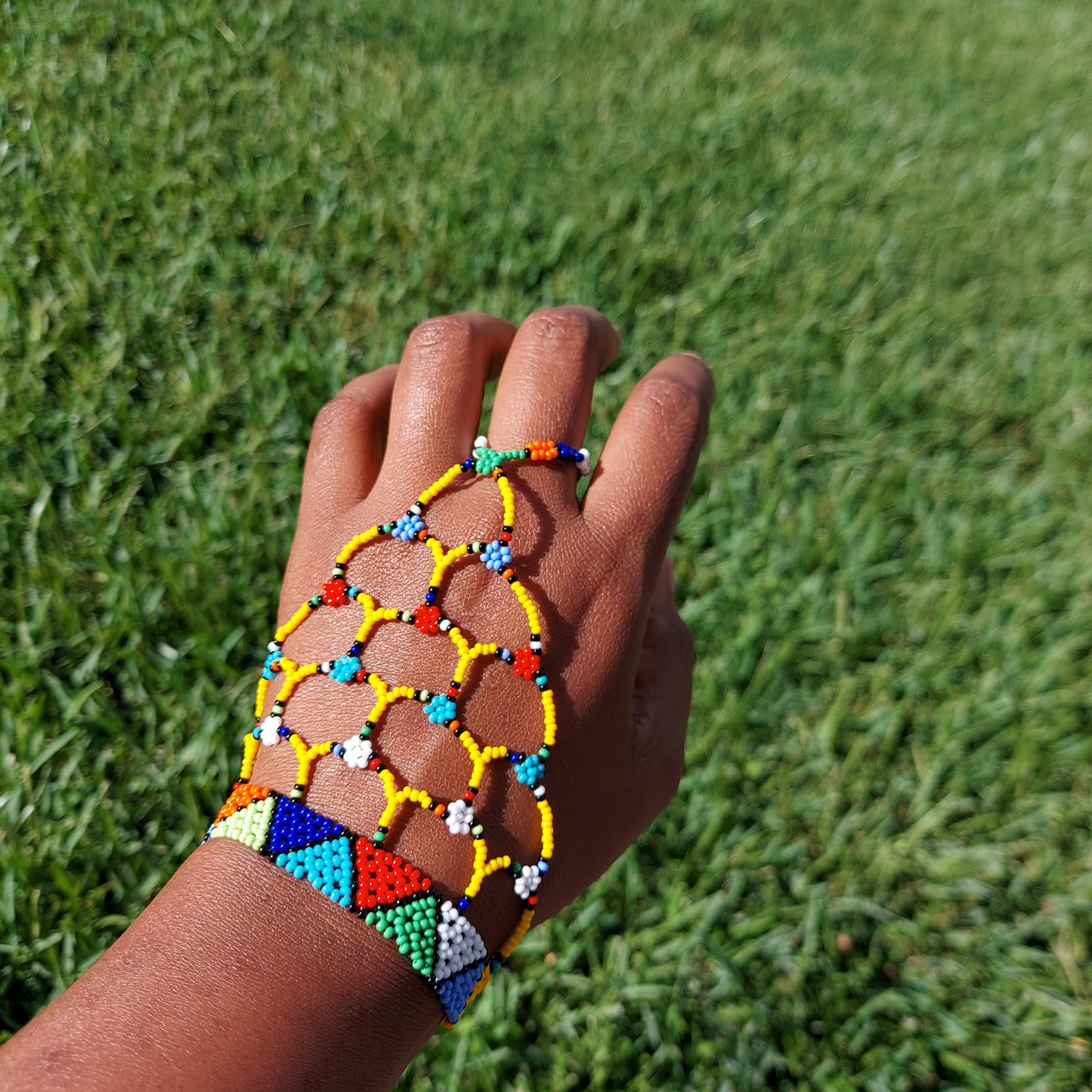 Beaded Zulu glove