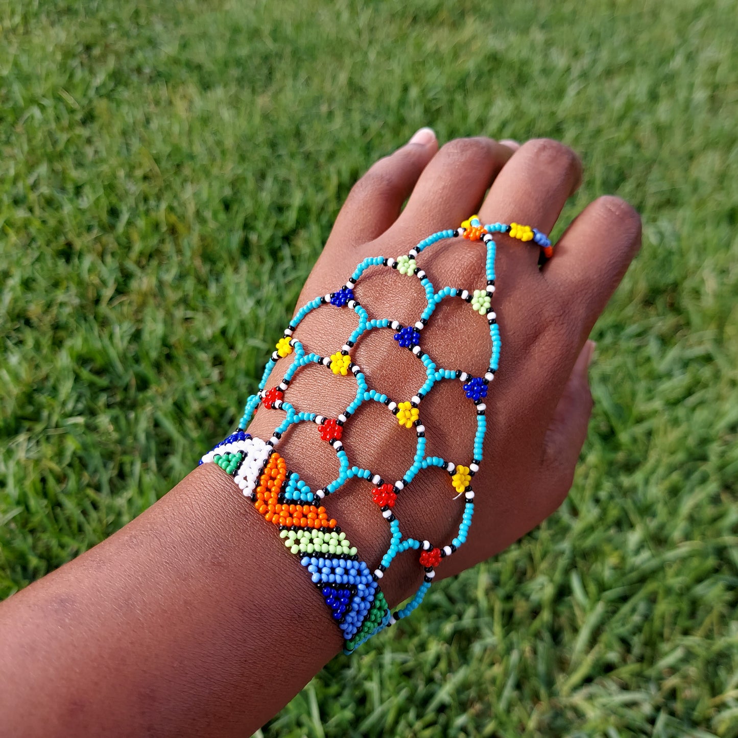 Beaded Zulu glove