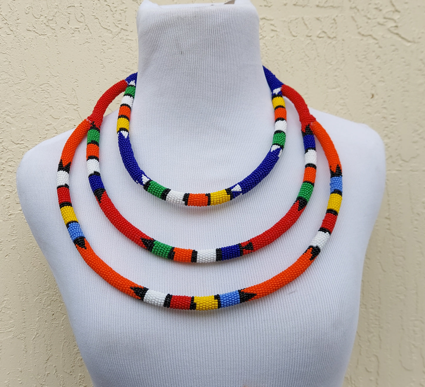 Beaded triple band straw Necklace. Women's jewelry