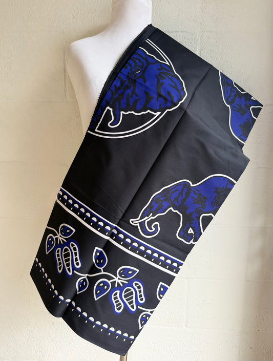 Elephant Ibhayi lamadlozi. Ancestral fabric
