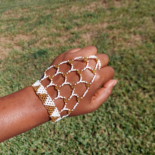 Gold and white Beaded Zulu glove